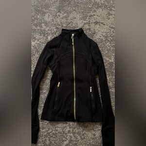 Lululemon define jacket size 2 black and gold